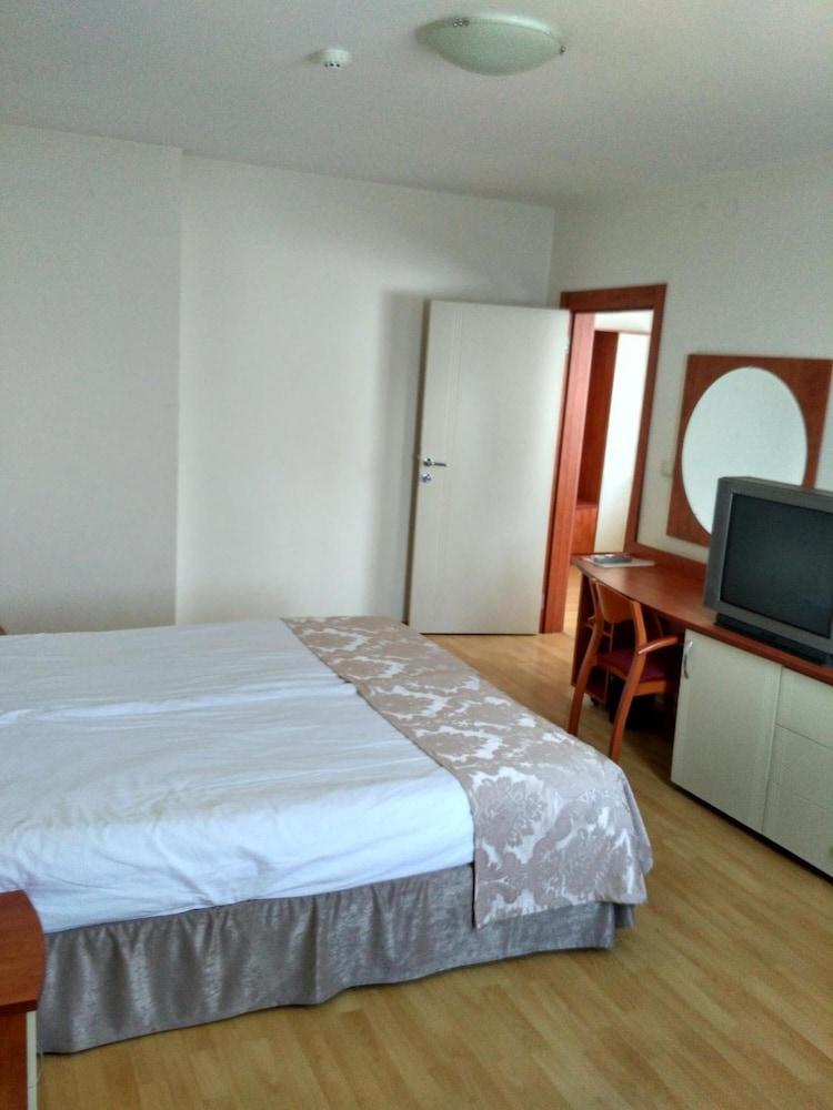 Philippopolis Hotel プロヴディフ エクステリア 写真